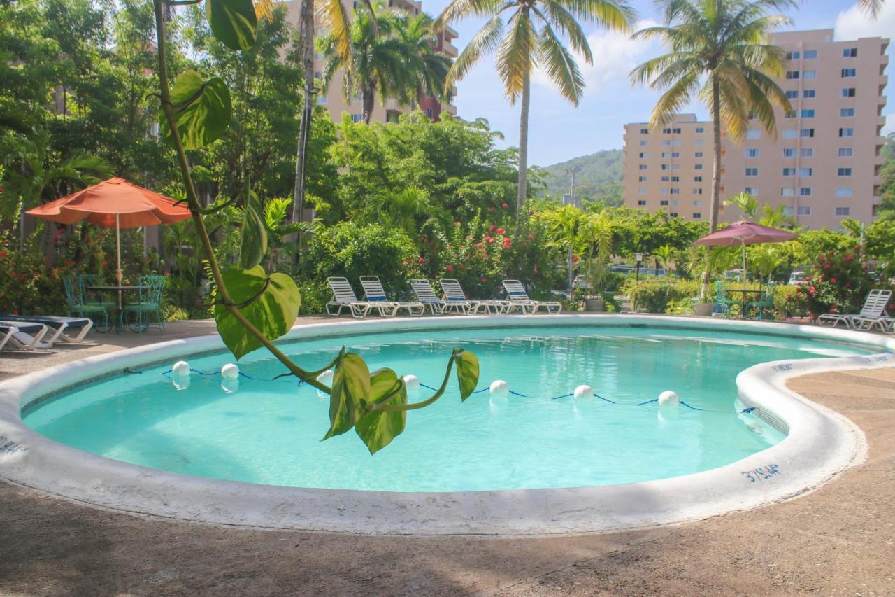 Fisherman Point Beach Resort Ocho Rios Esterno foto
