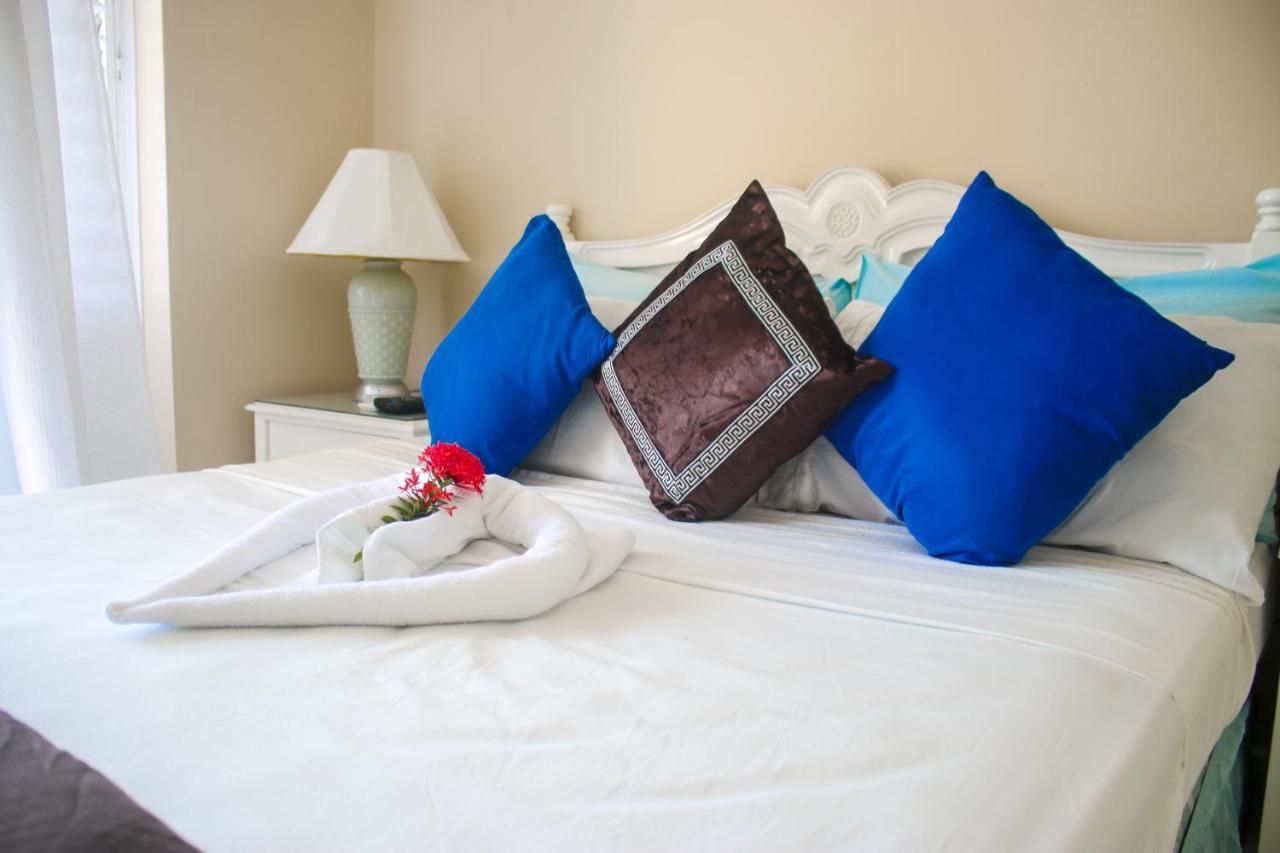 Fisherman Point Beach Resort Ocho Rios Esterno foto