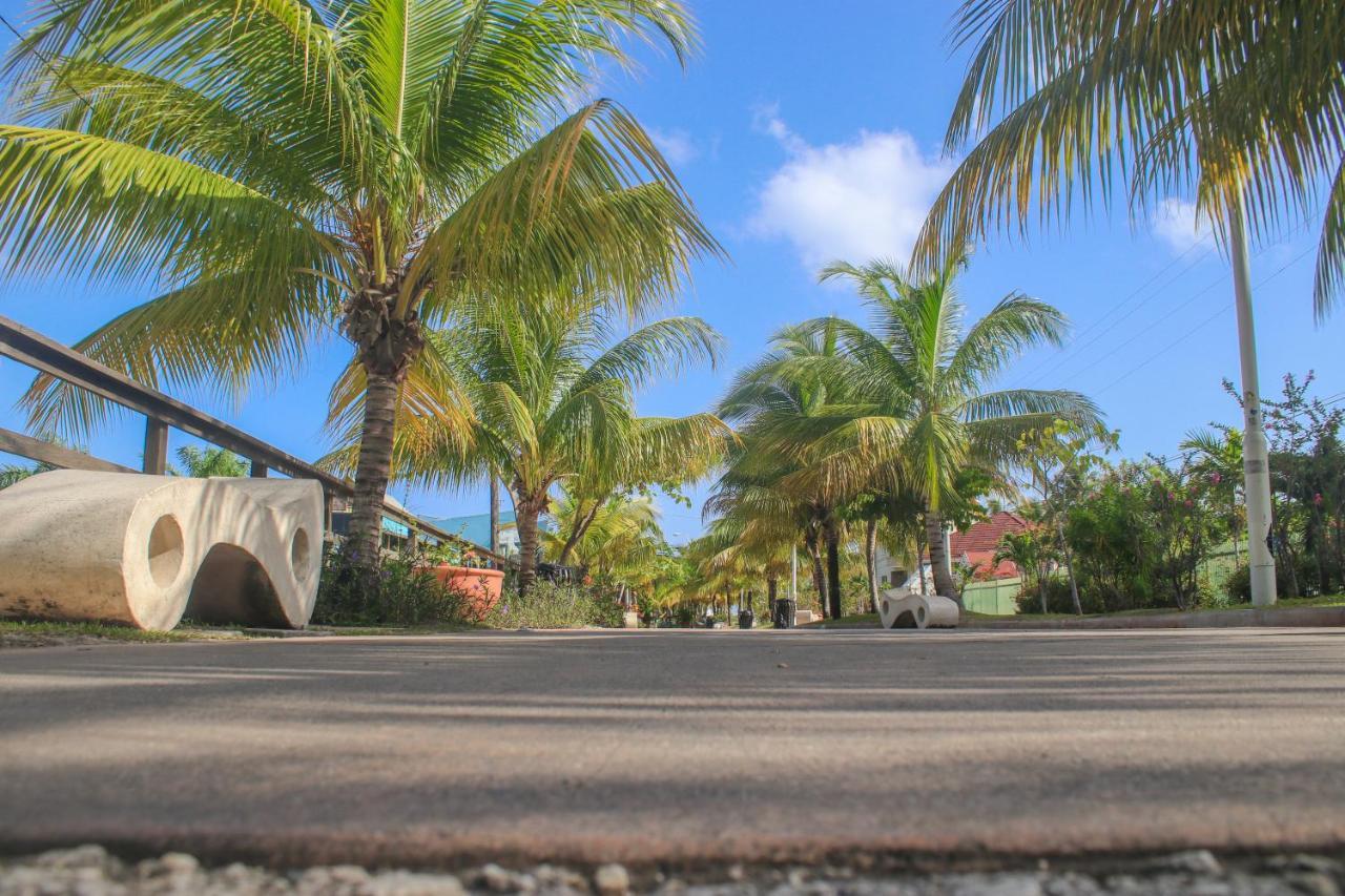 Fisherman Point Beach Resort Ocho Rios Esterno foto