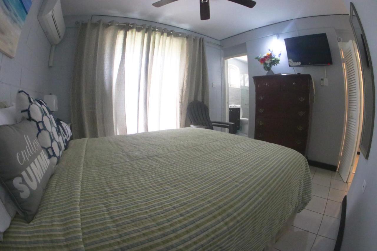 Fisherman Point Beach Resort Ocho Rios Esterno foto