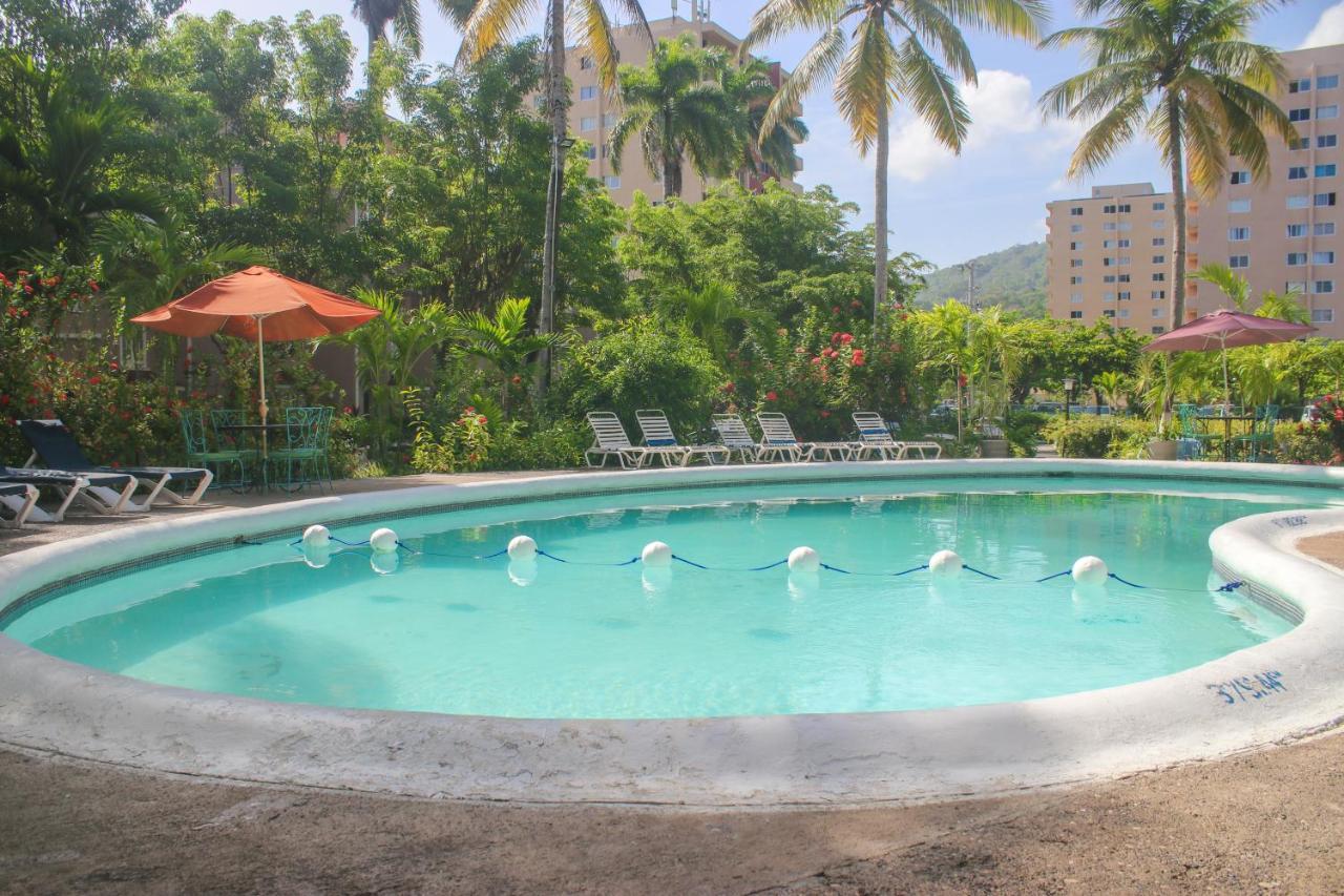 Fisherman Point Beach Resort Ocho Rios Esterno foto